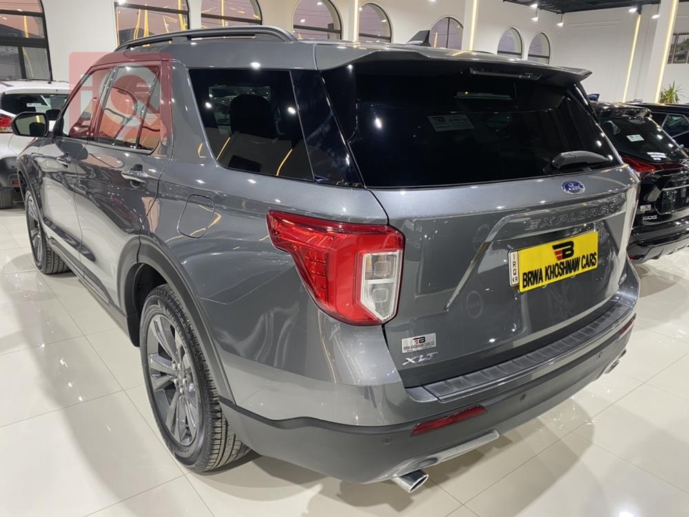 Ford Explorer